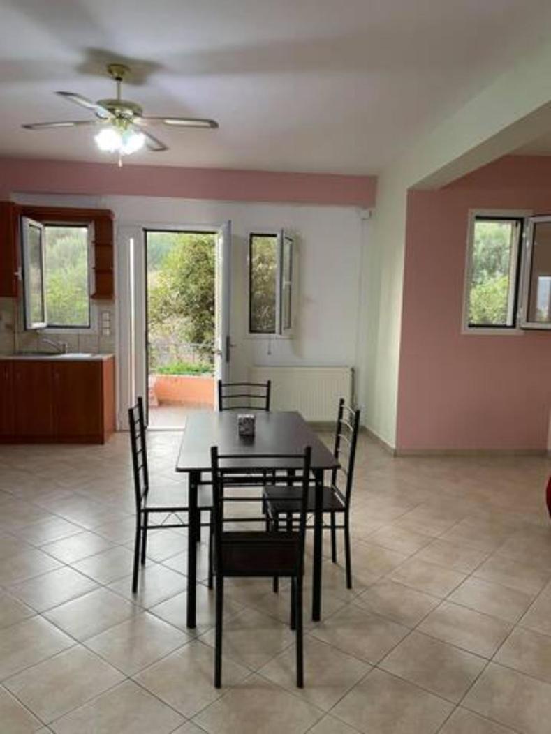 Spacious Quiet For Relaxed Holidays Apartment